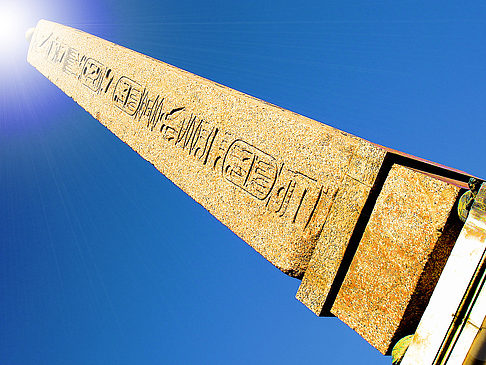  Bild Attraktion  Obelisk beim Palazzo Pitti